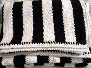 modern-blanket-1729633_1920.jpg